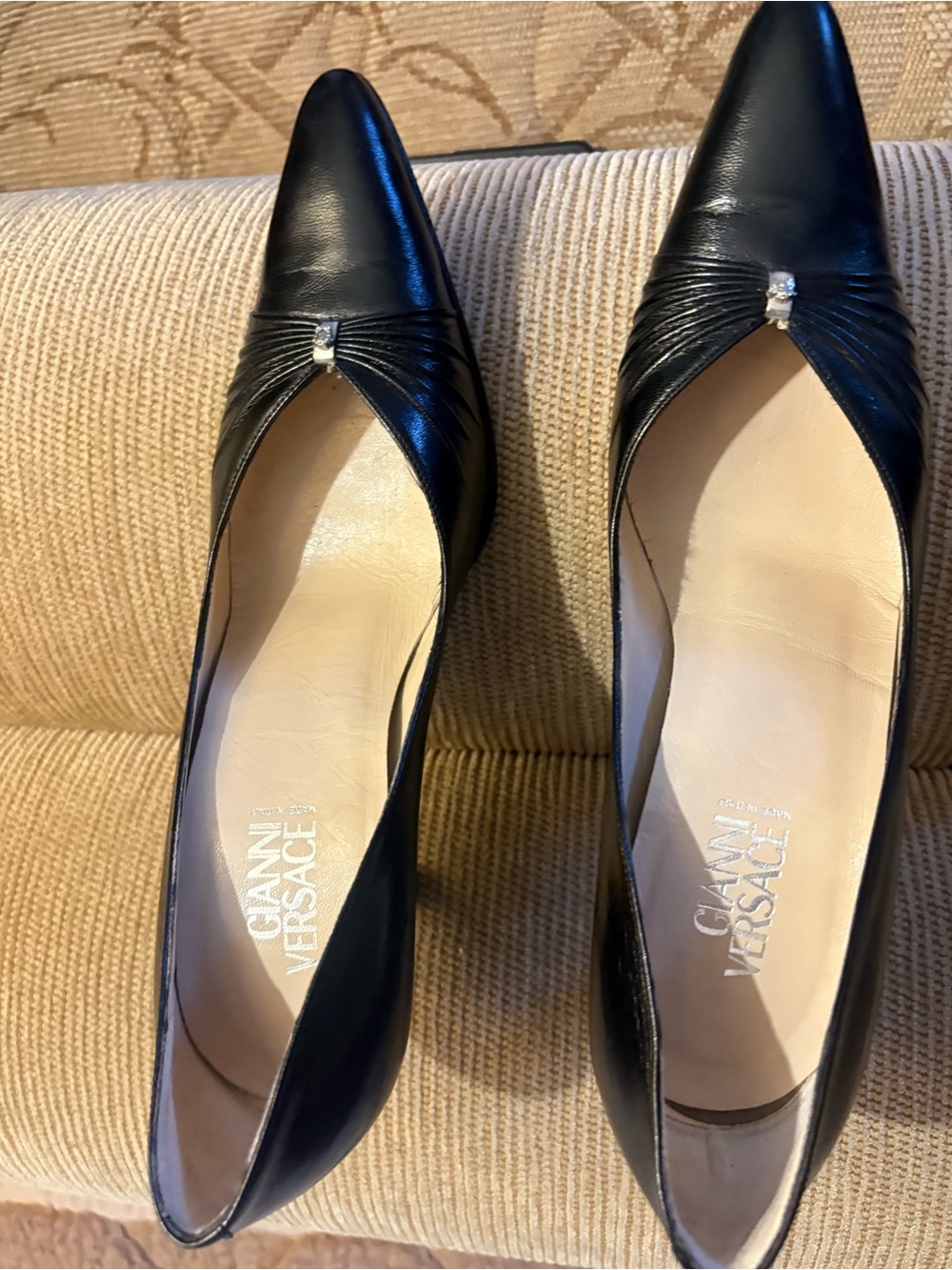 Versace Black Pointed Leather Pumps with small silver Versace Accent
